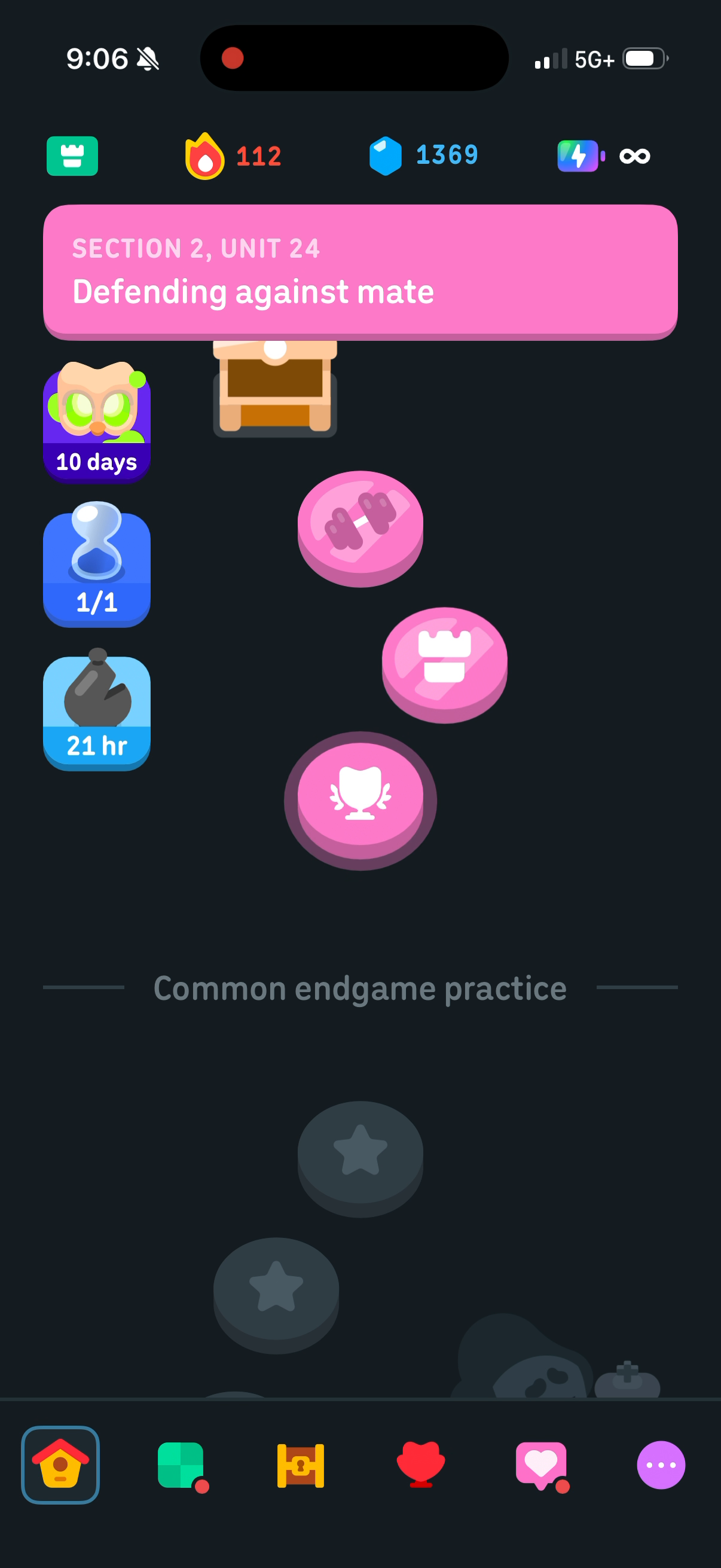The lesson path with the Suit Quest tile and its countdown pinned to the left edge